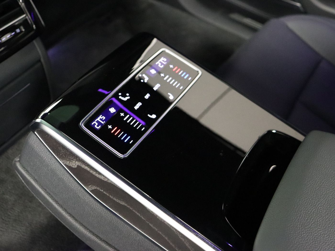 Fahrzeugabbildung Audi A8 50 TDI quattro tiptronic |Matrix|Luft|Pano|LM