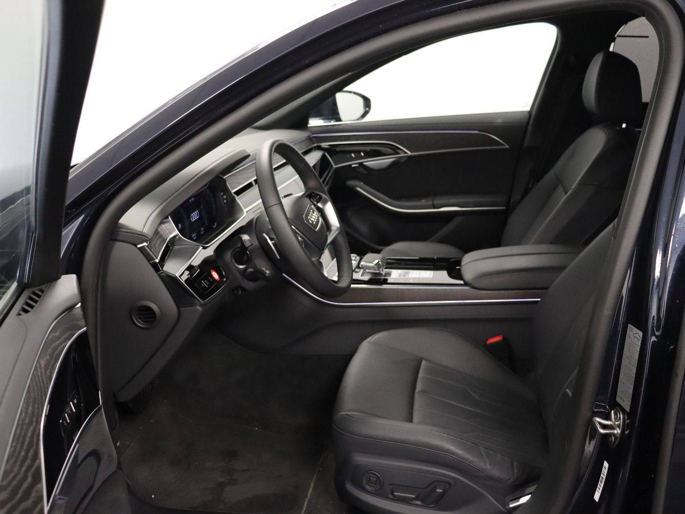 Fahrzeugabbildung Audi A8 50 TDI quattro tiptronic |Matrix|Luft|Pano|LM