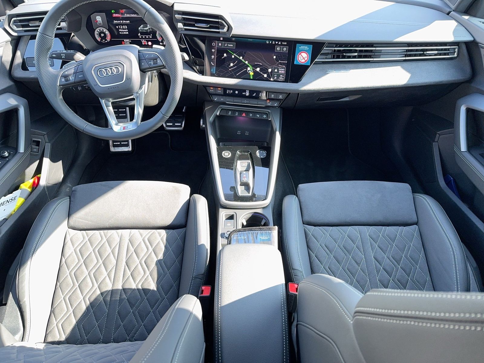 Fahrzeug autohaus mense Fahrzeugabbildung Audi A3 Sportback 35TFSI S-Line |Pano|AHK