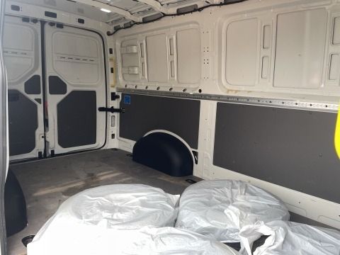 Fahrzeugabbildung Volkswagen Crafter Kasten mittlerer Radstand |AHK|CarPlay