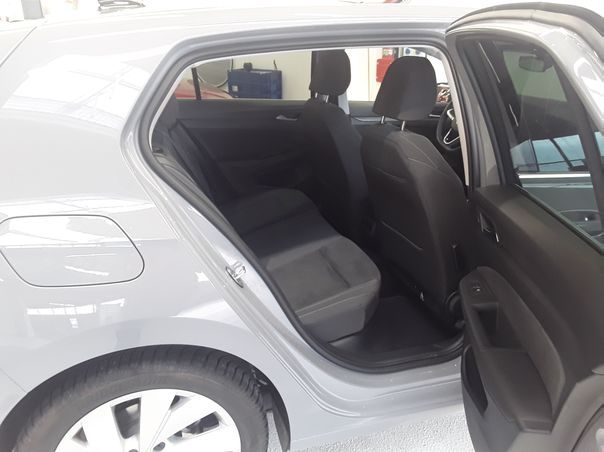 Fahrzeugabbildung Volkswagen Golf VIII 1.5 TSI DSG Style |AHK|ACC|FLA|Massage