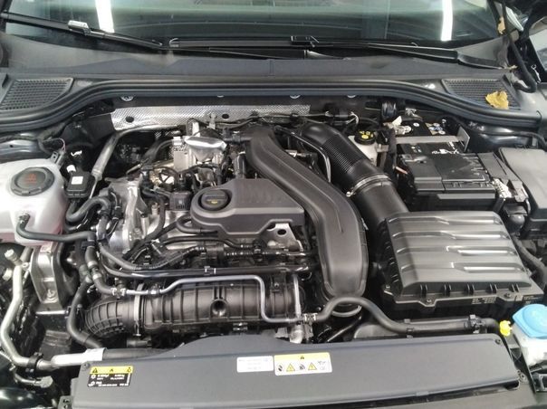 Fahrzeugabbildung Volkswagen Golf VIII Variant 1.5 TSI Life |ACC|VirtualCP|LM