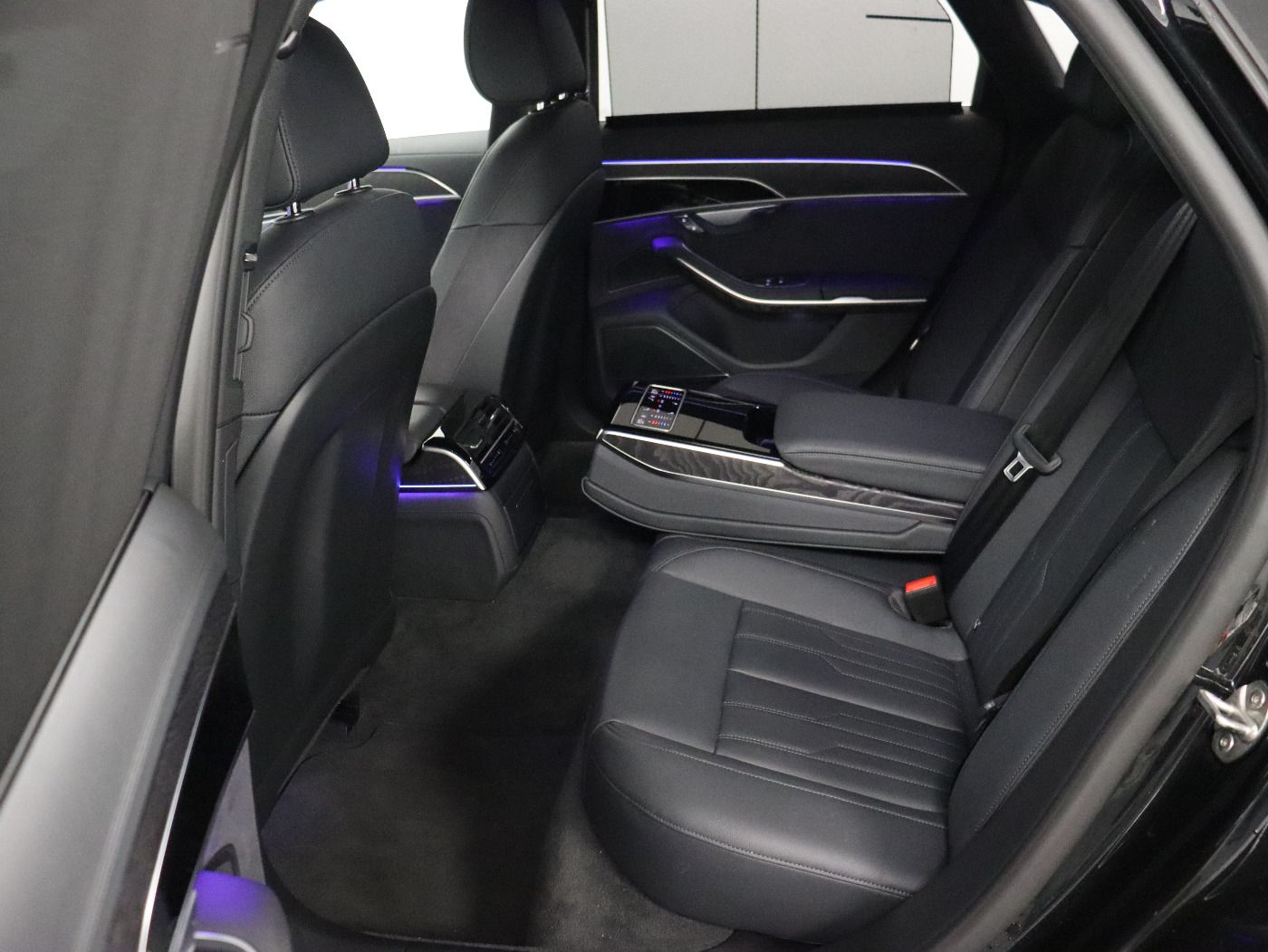 Fahrzeugabbildung Audi A8 50 TDI quattro |Matrix|Luft|Pano|ACC|STH|HUD