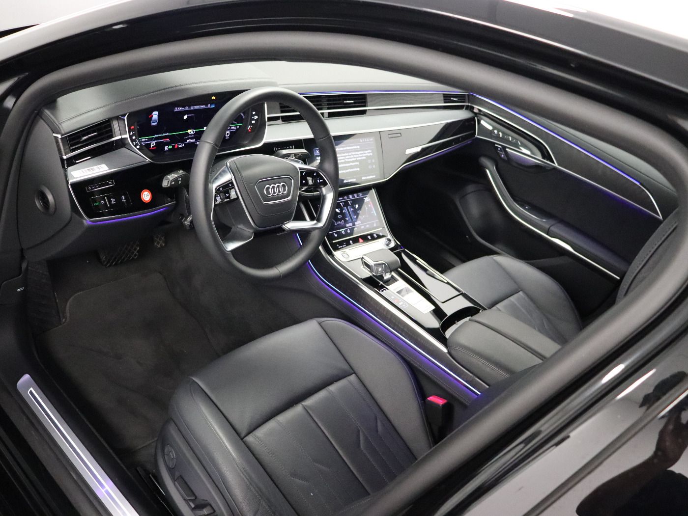 Fahrzeugabbildung Audi A8 50 TDI quattro |Matrix|Luft|Pano|ACC|STH|HUD