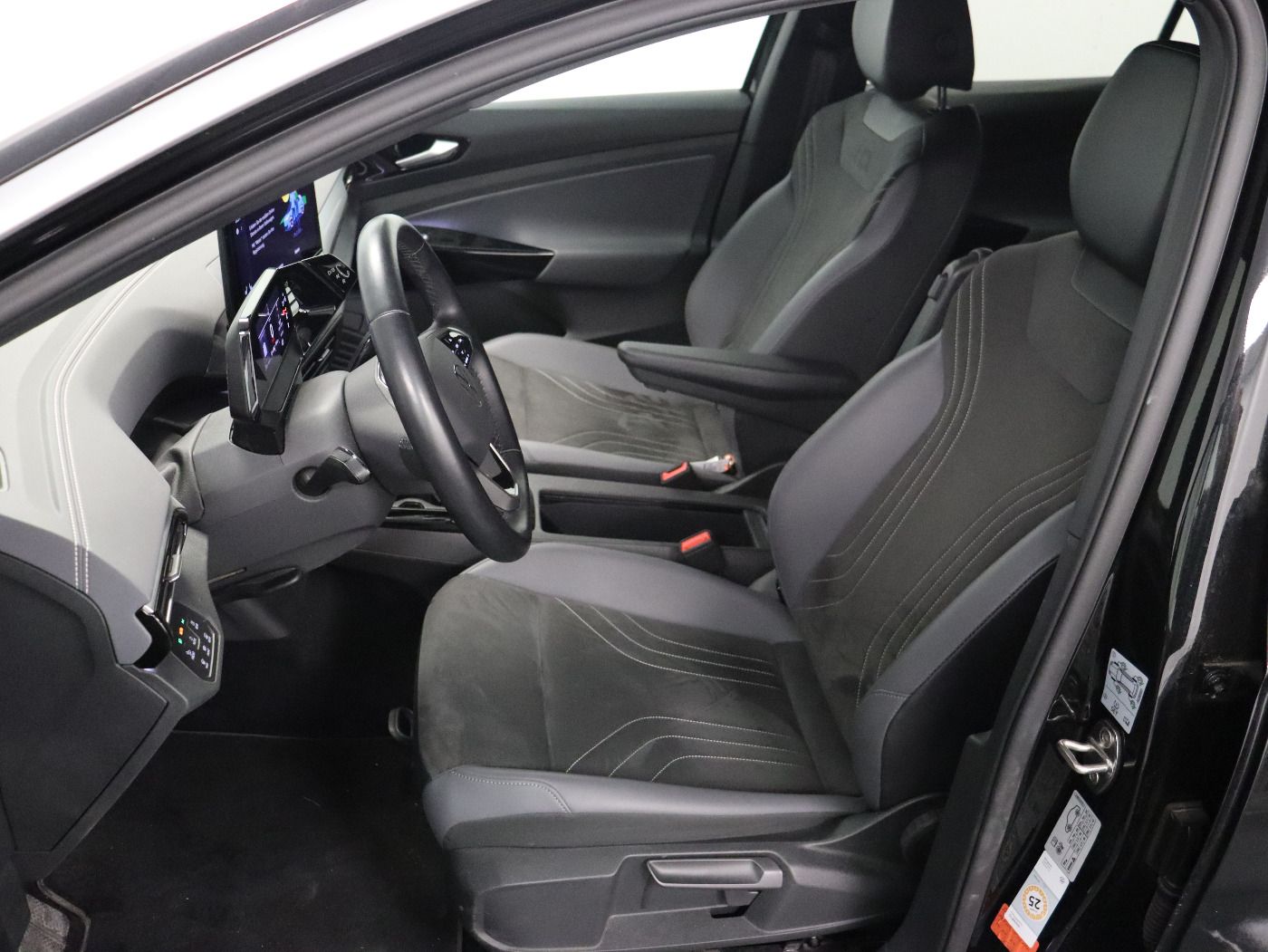 Fahrzeugabbildung Volkswagen ID.5 Pro Performance |AHK|Matrix|ACC|CarPlay|LM