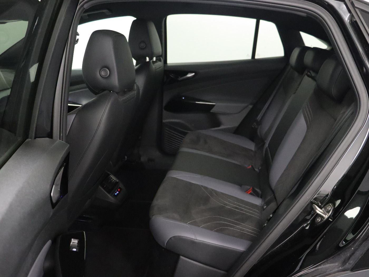 Fahrzeugabbildung Volkswagen ID.5 Pro Performance |AHK|Matrix|ACC|CarPlay|LM