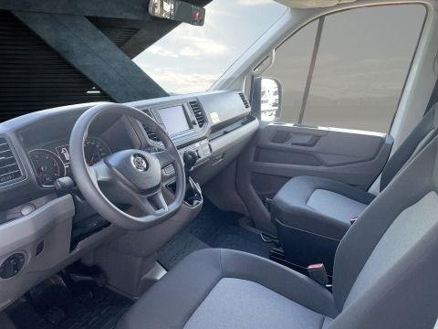 Fahrzeugabbildung Volkswagen Crafter Kombi Rollstuhlrampe |STH|CarPlay