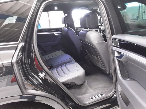 Fahrzeugabbildung Volkswagen Touareg 3.0 TDI 4 Motion DSG R-Line |AHK|Matrix