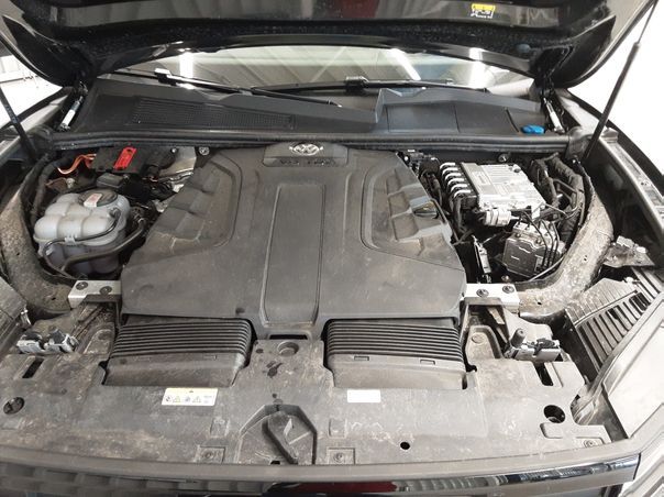 Fahrzeugabbildung Volkswagen Touareg 3.0 TDI 4 Motion DSG R-Line |AHK|Matrix