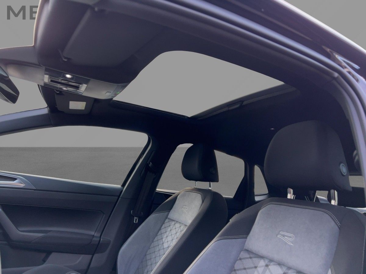 Fahrzeugabbildung Volkswagen Polo 1.0 TSI DSG R-Line Navi Pano Keyless Kamera