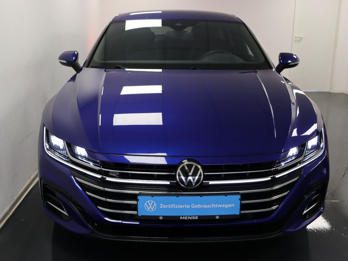 Fahrzeugabbildung Volkswagen Arteon Shooting Brake 2.0 TDI DSG R-line |AHK|LM
