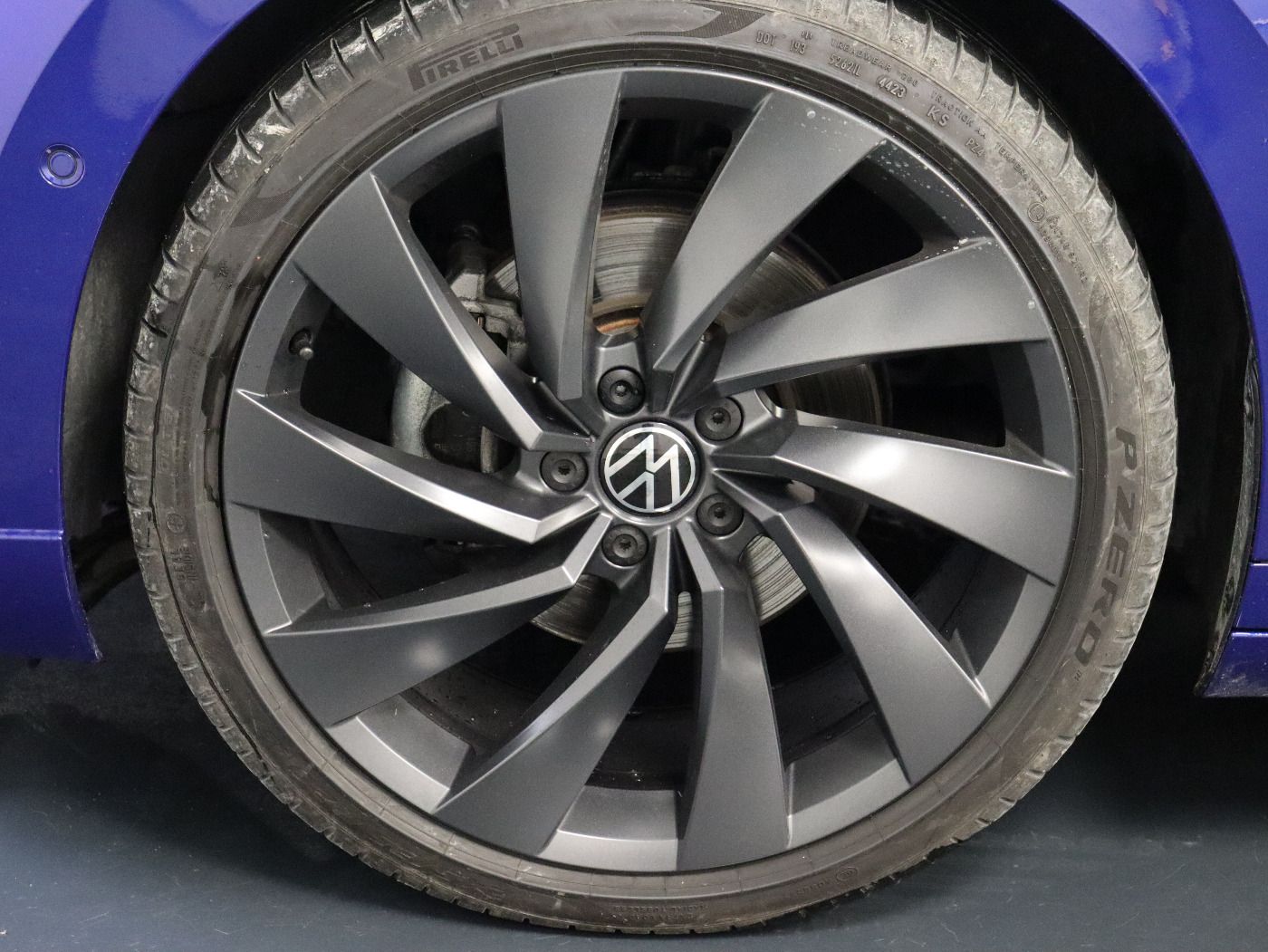 Fahrzeugabbildung Volkswagen Arteon Shooting Brake 2.0 TDI DSG R-line |AHK|LM