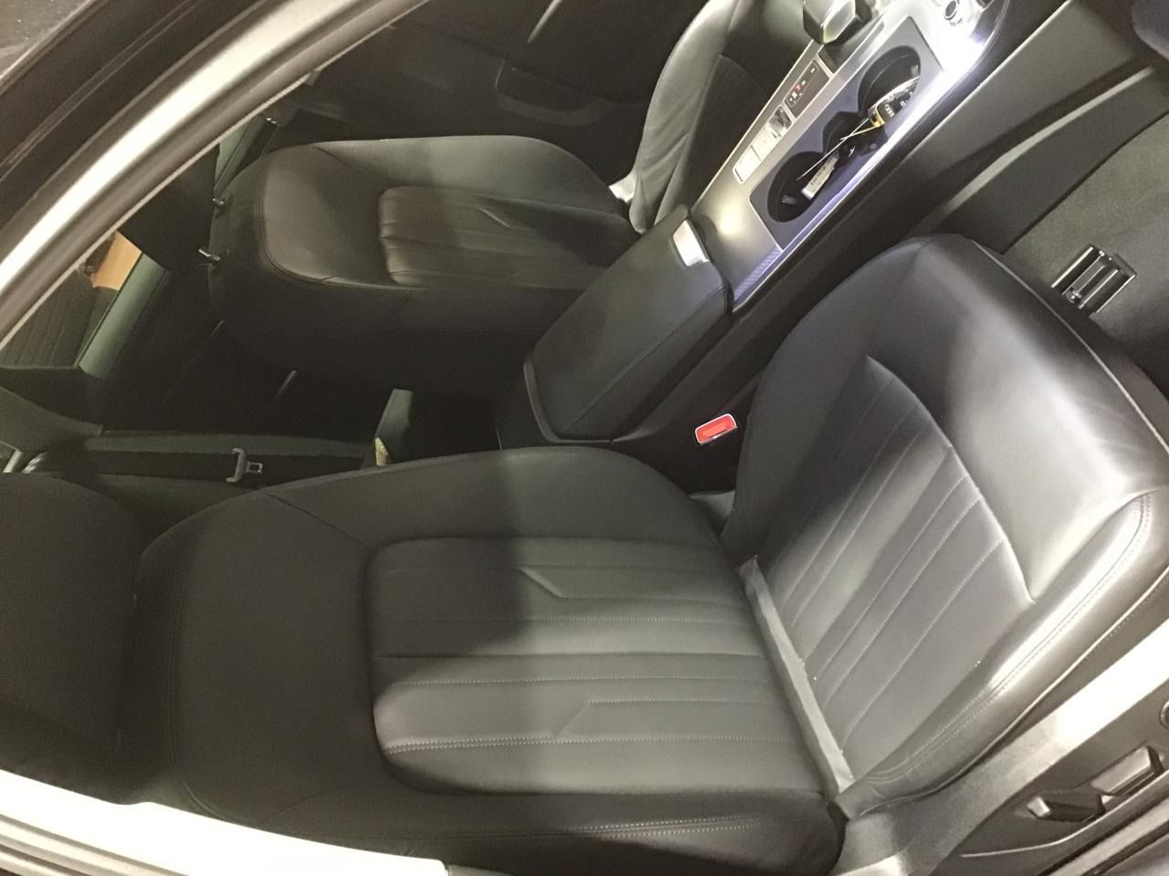Fahrzeugabbildung Audi A6 Avant 40 TDI quattro S tronic design |Matrix