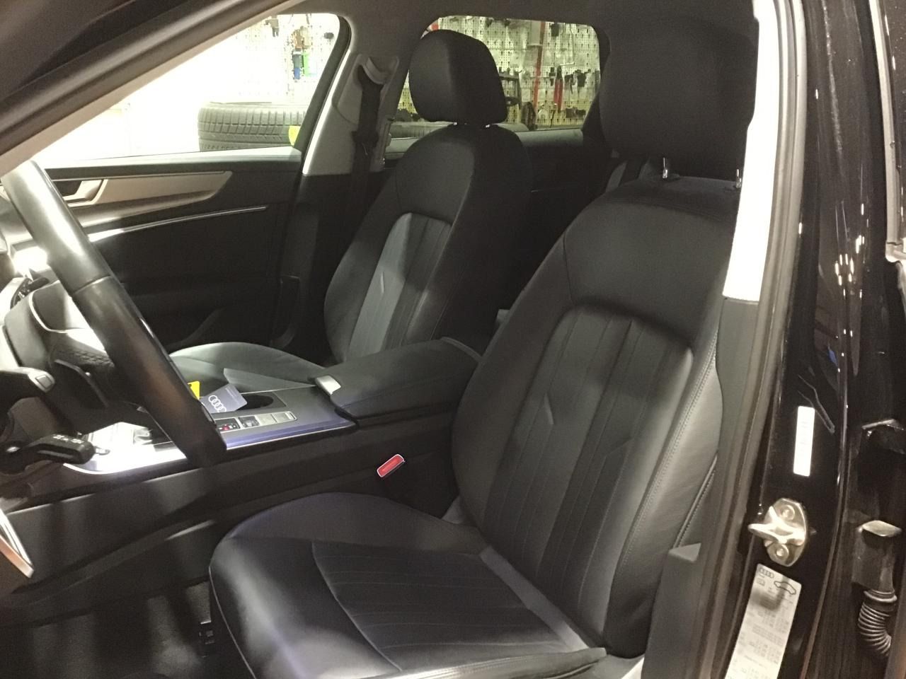 Fahrzeugabbildung Audi A6 Avant 40 TDI quattro S tronic design |Matrix