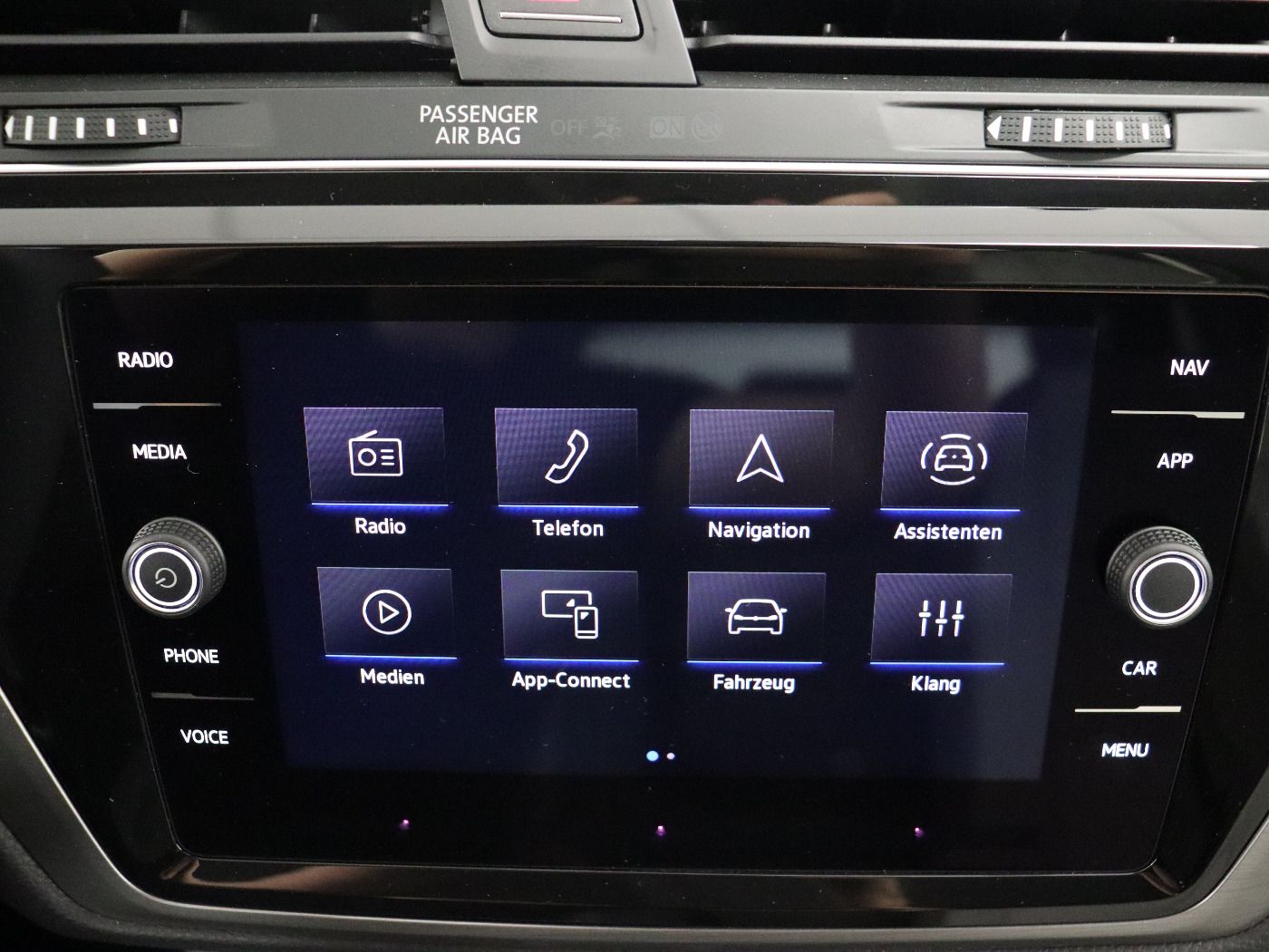 Fahrzeugabbildung Volkswagen Touran 1.5 TSI DSG Comfortline |AHK|ACC|CarPlay