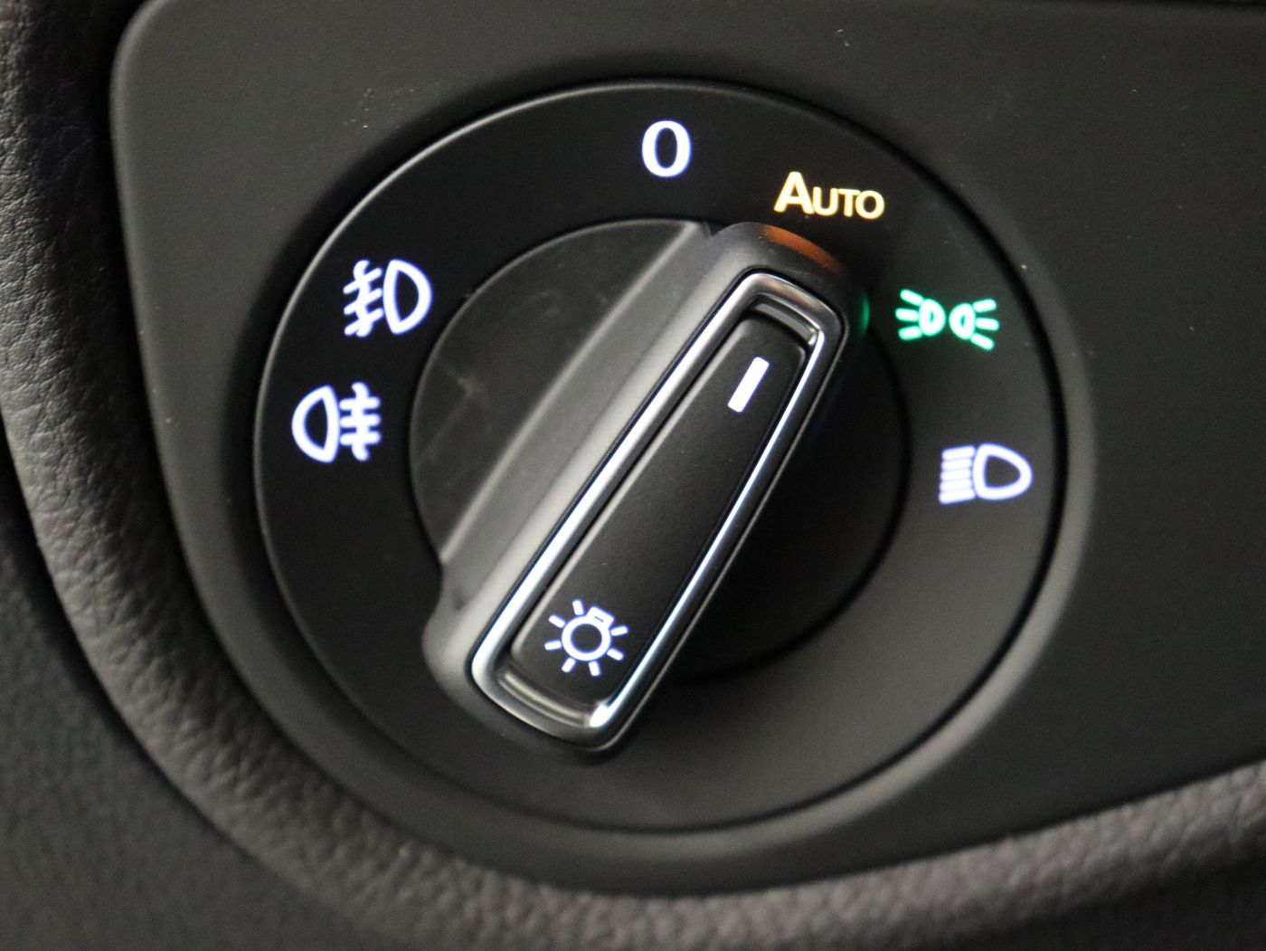 Fahrzeugabbildung Volkswagen Touran 2.0 TDI DSG Highline |AHK|ACC|VirtualCP