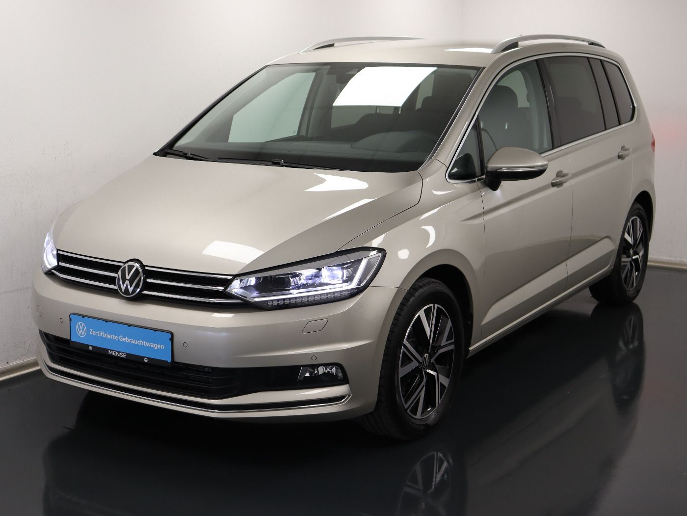 Fahrzeugabbildung Volkswagen Touran 2.0 TDI DSG Highline |AHK|ACC|VirtualCP
