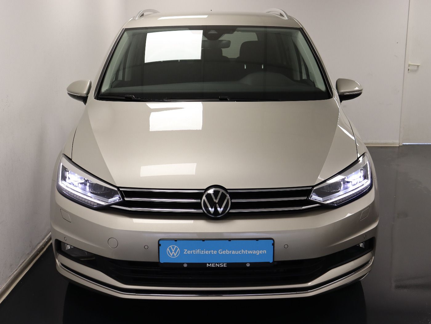 Fahrzeugabbildung Volkswagen Touran 2.0 TDI DSG Highline |AHK|ACC|VirtualCP