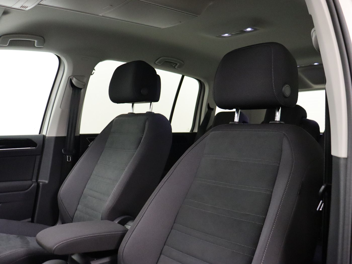 Fahrzeugabbildung Volkswagen Touran 2.0 TDI DSG Highline |AHK|ACC|VirtualCP