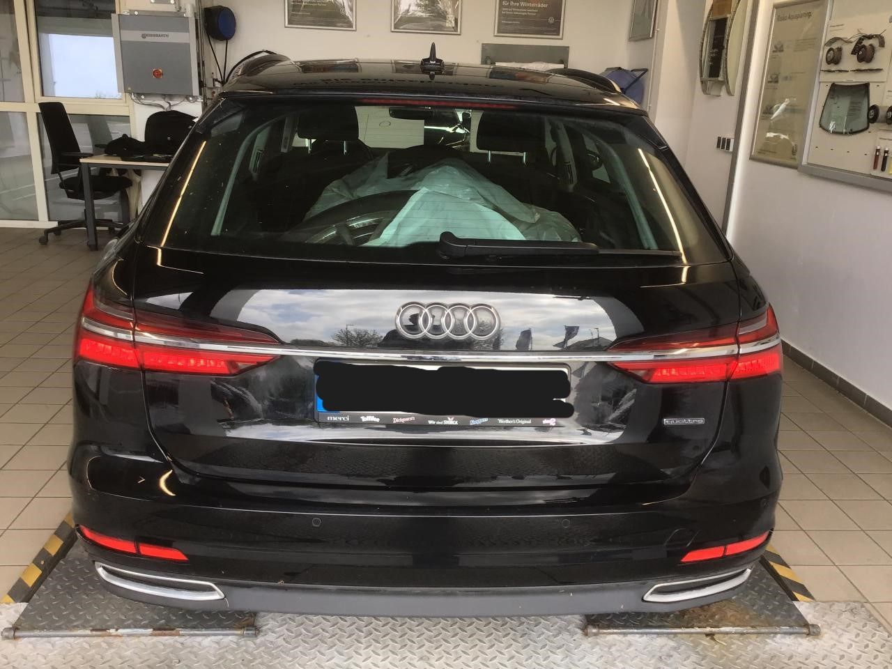 Fahrzeugabbildung Audi A6 Avant 40 TDI quattro S tronic |Pano|FLA|ACC