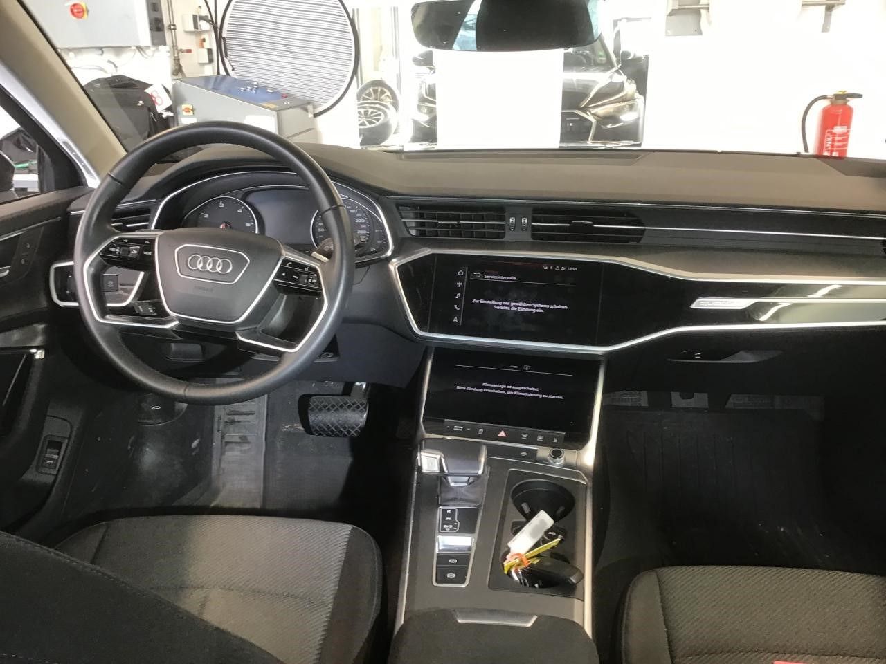 Fahrzeugabbildung Audi A6 Avant 40 TDI quattro S tronic |Pano|FLA|ACC