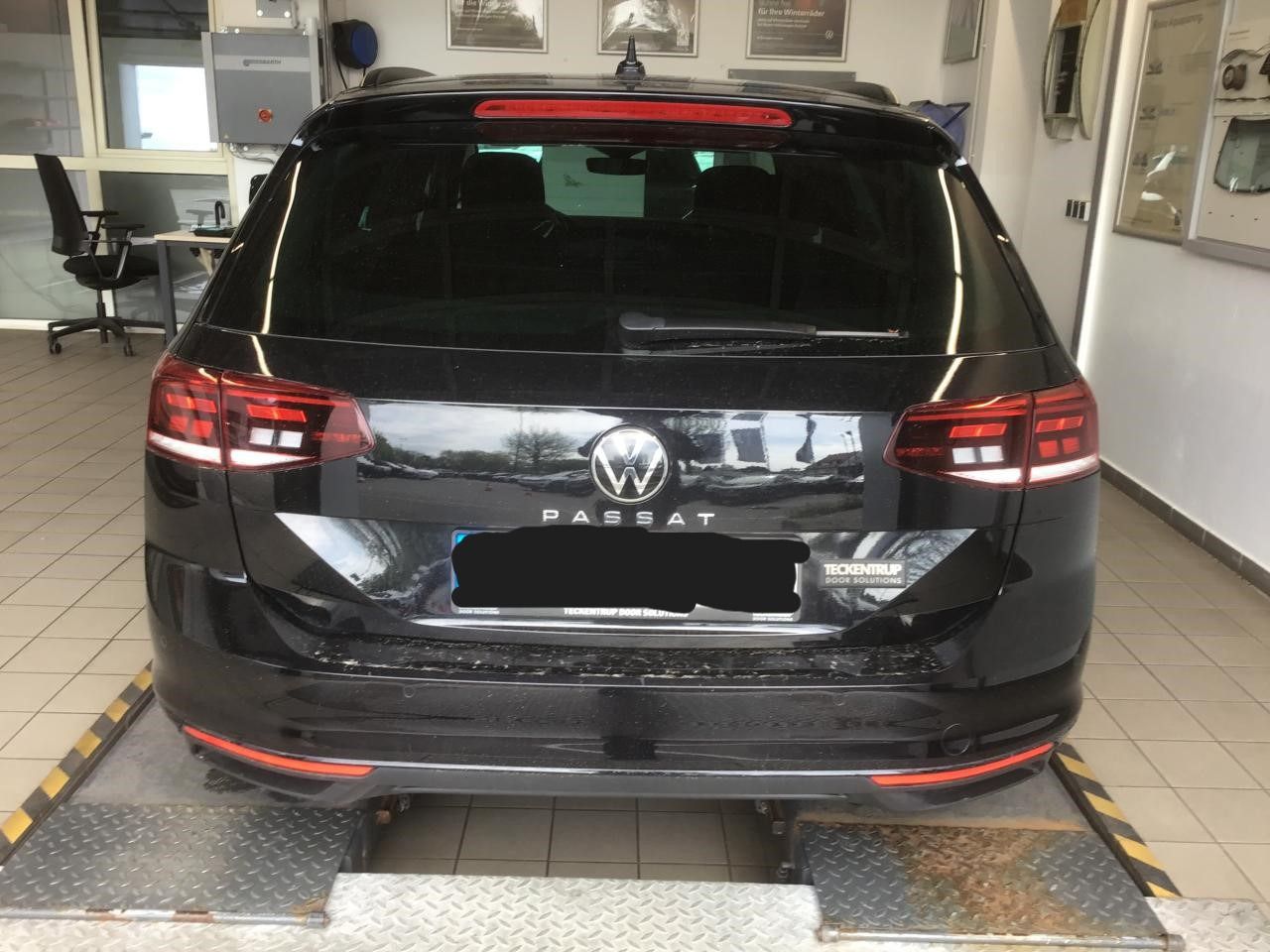 Fahrzeugabbildung Volkswagen Passat Variant |AHK|ACC|CarPlay|LM|SHZG|el.Heck