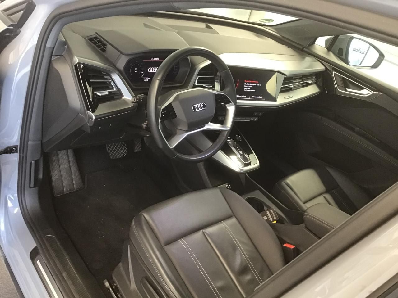 Fahrzeugabbildung Audi Q4 Sportback e-tron 40 |ACC|STH|Leder|el.Heck|LM