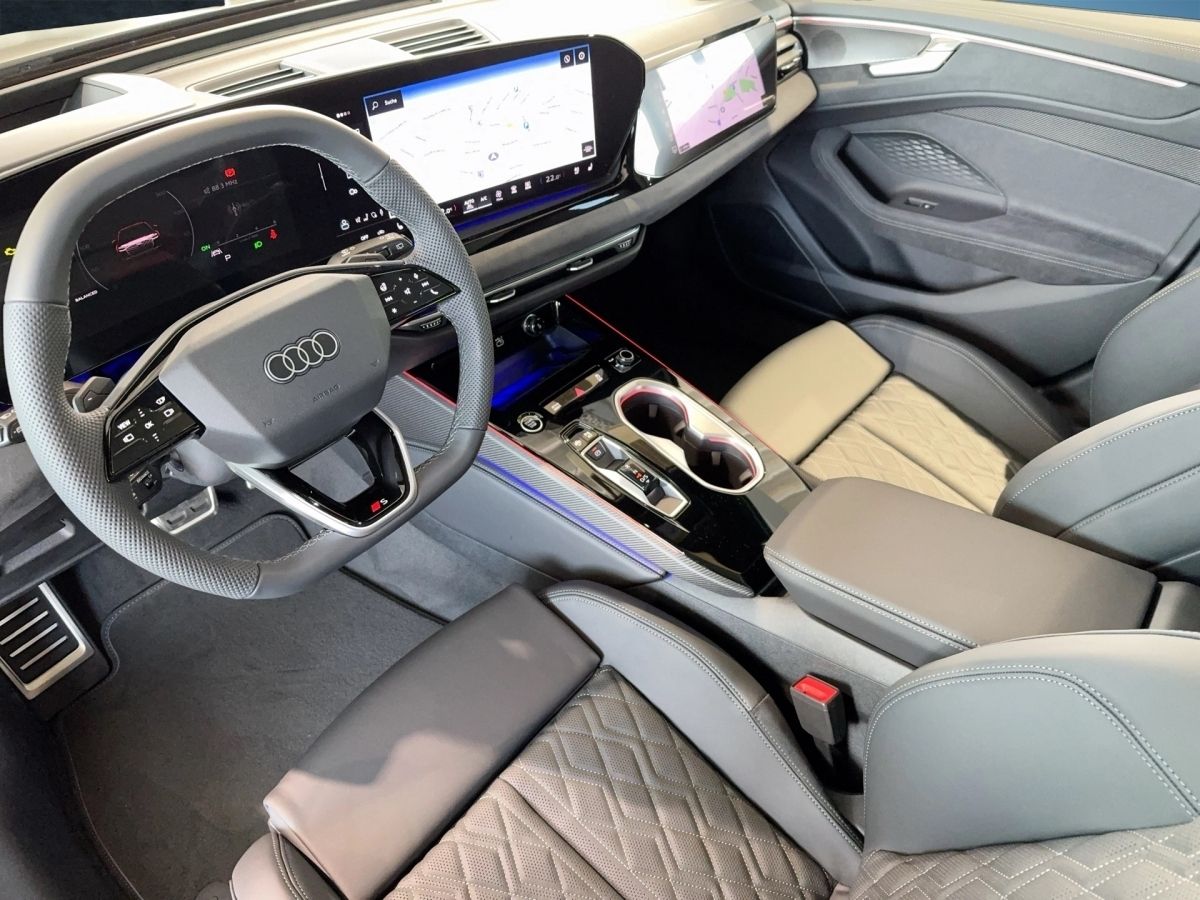 Fahrzeugabbildung Audi A6 Avant 40TDI quattro edition one Matrix|SD