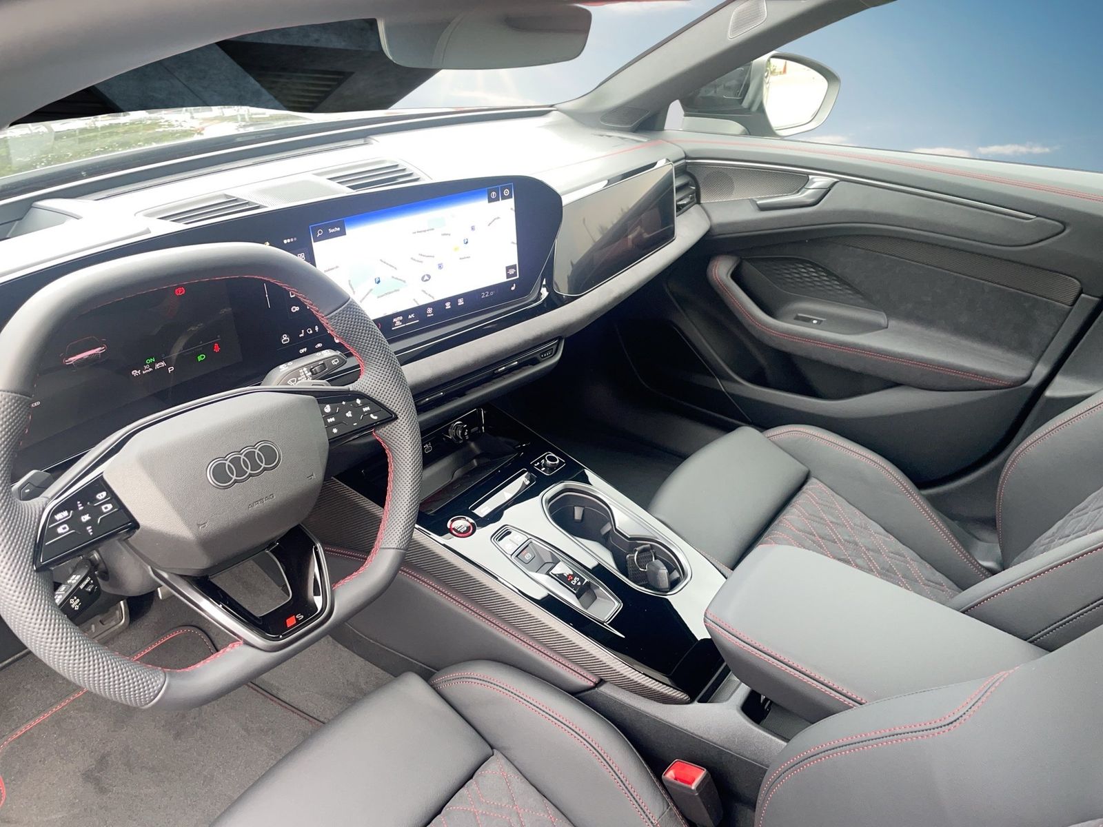 Fahrzeugabbildung Audi A6 Avant edition one TDI quattro S tronic Pano