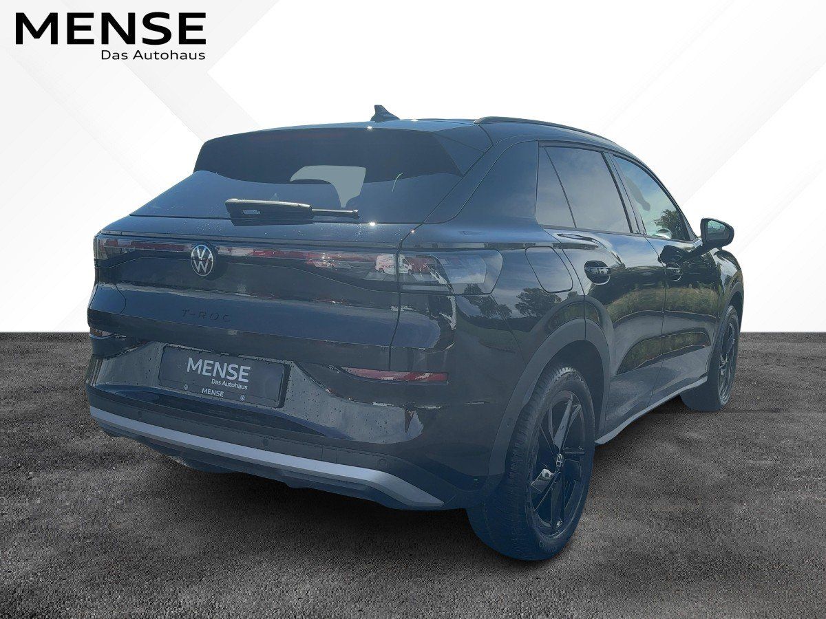 Fahrzeug autohaus mense Fahrzeugabbildung Volkswagen T-Roc Style 1.5 l eTSI OPF DSG AHK GJR BlackStyl - mit KI generiert/bearbeitet