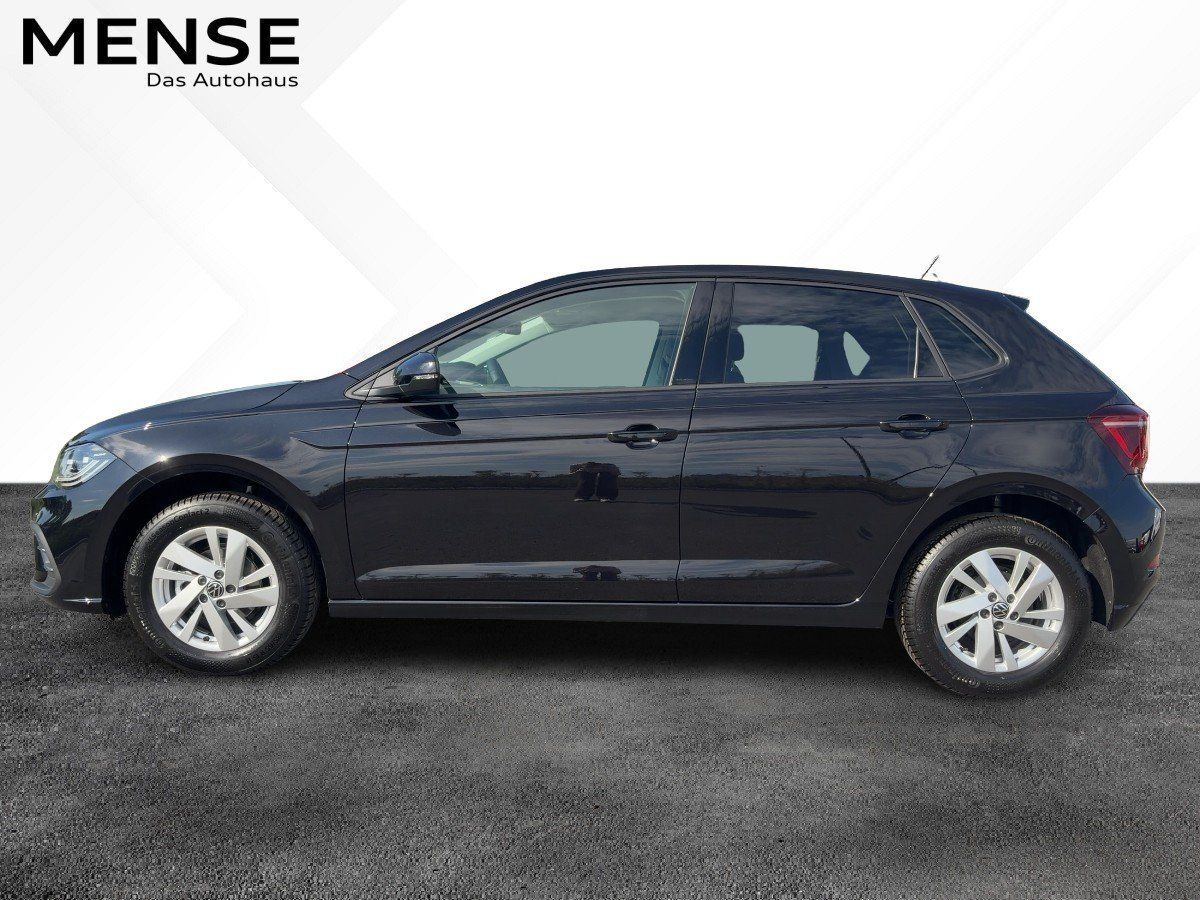 Fahrzeug autohaus mense Fahrzeugabbildung Volkswagen Polo Style 1.0 l TSI DSG AHK Nav GJR Kamera - mit KI generiert/bearbeitet