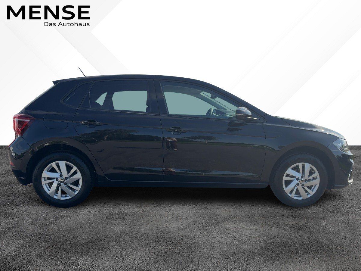 Fahrzeug autohaus mense Fahrzeugabbildung Volkswagen Polo Style 1.0 l TSI DSG AHK Nav GJR Kamera - mit KI generiert/bearbeitet