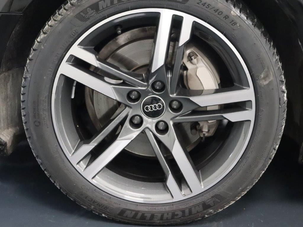Fahrzeugabbildung Audi A4 Avant 40 TDI quattro S tronic S line |FLA|ACC
