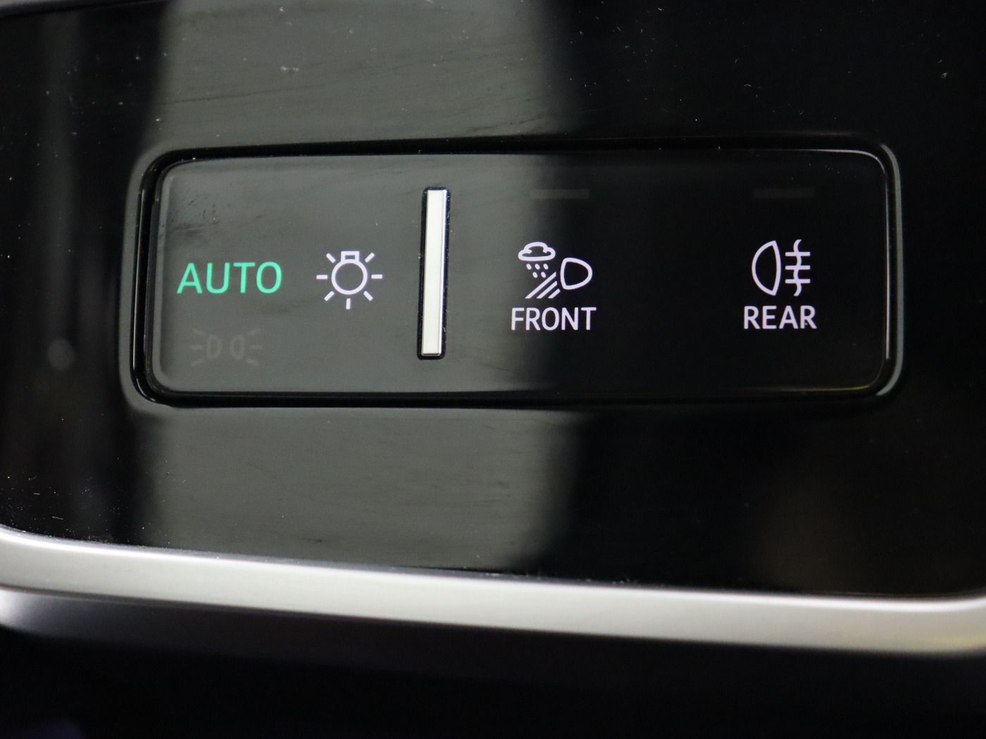 Fahrzeugabbildung Audi A6 Avant 45 TFSI quattro S tronic advanced |Pano
