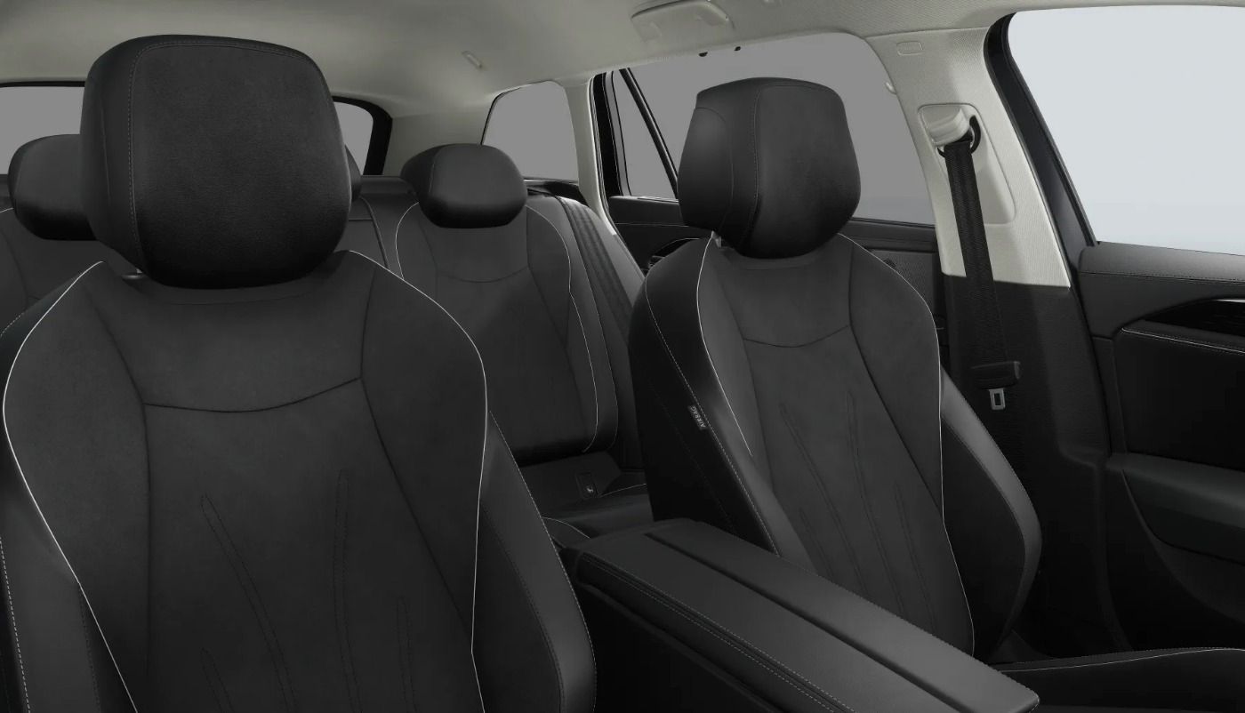 Fahrzeugabbildung Volkswagen Passat TDI DSG Elegance AHK 360° Navi eKlappe AC