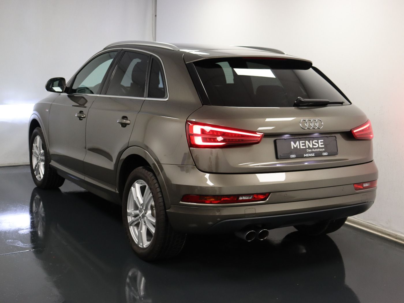 Fahrzeugabbildung Audi Q3 1.4 TFSI S-line Sport |LM|KlimaA|AkustikGlas