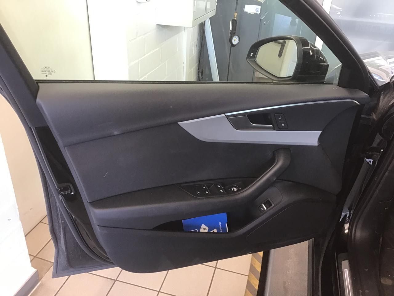 Fahrzeugabbildung Audi A4 Avant 40 TDI S tronic S line Standheizung |LM