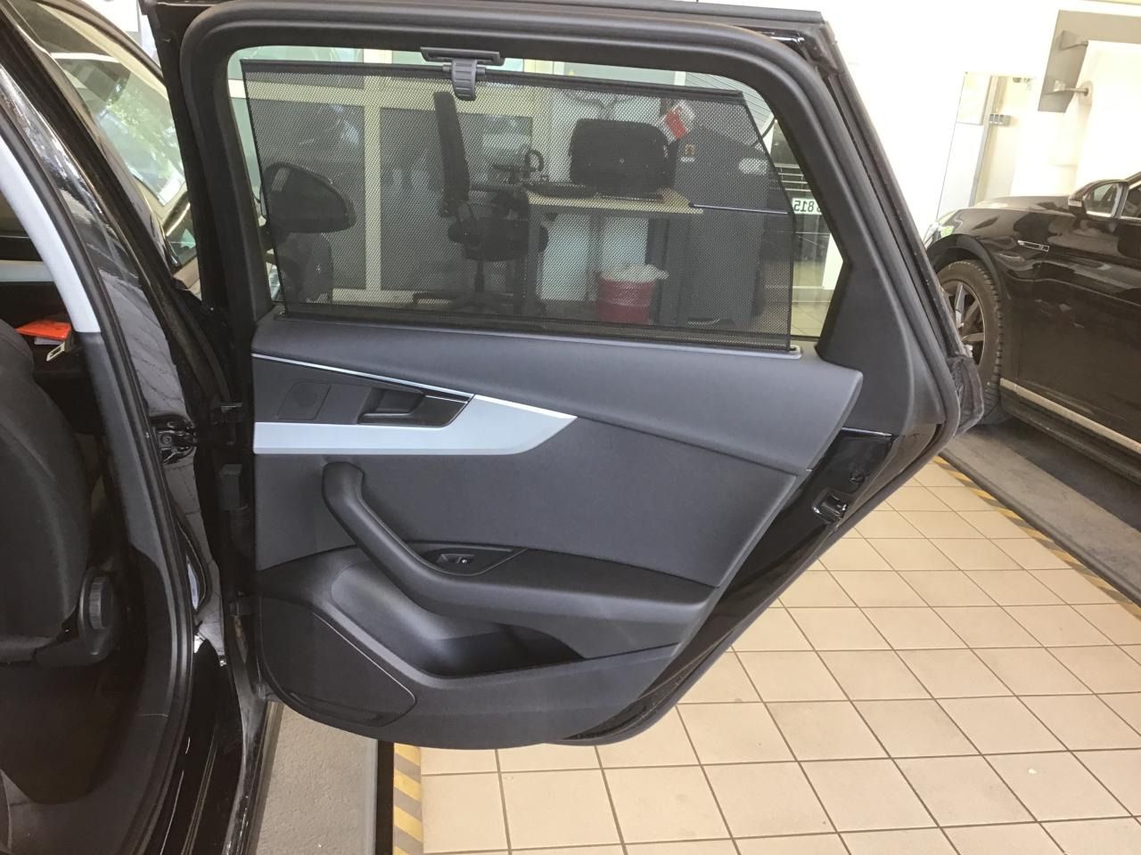 Fahrzeugabbildung Audi A4 Avant 40 TDI S tronic S line Standheizung |LM