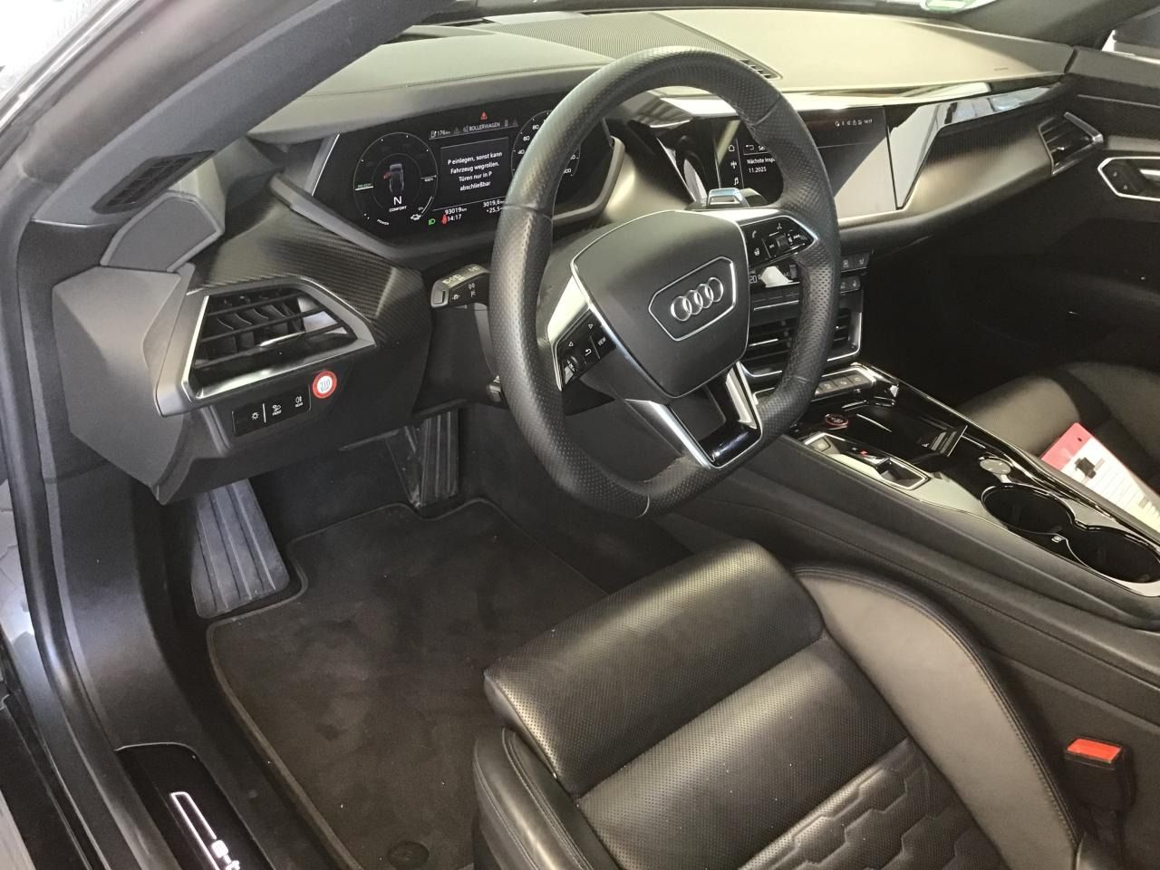 Fahrzeugabbildung Audi e-tron GT Quattro |Matrix|Luft|Pano|ACC|WPumpe