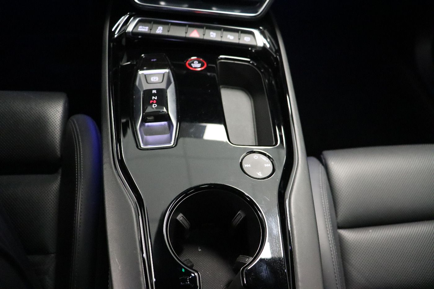 Fahrzeug autohaus mense Fahrzeugabbildung Audi e-tron GT quattro |Matrix|Luft|Pano|ACC|WPumpe