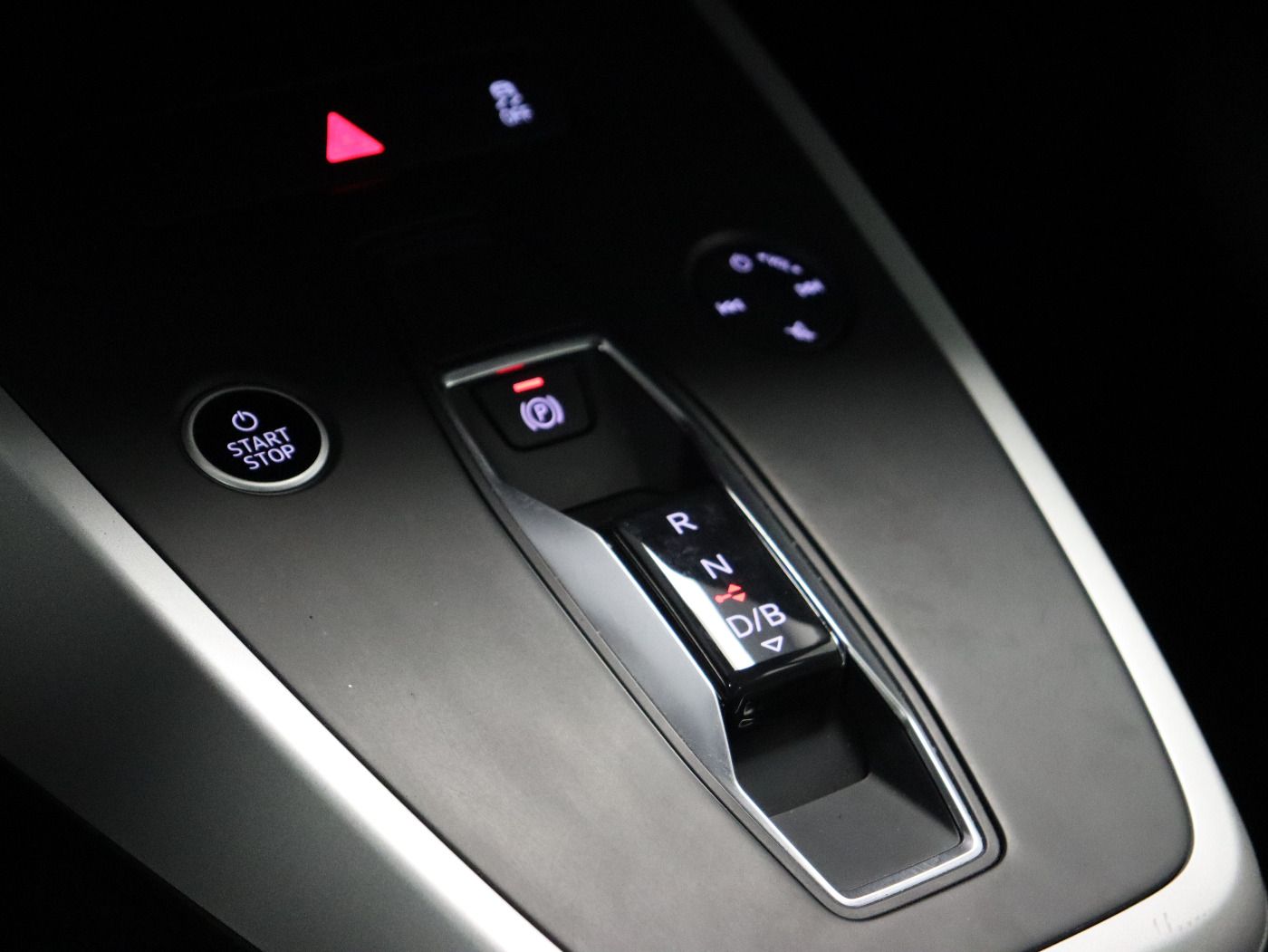 Fahrzeugabbildung Audi Q4 e-tron 40 |STH|CarPlay|SpurH|3xKlima|Navi|PDC