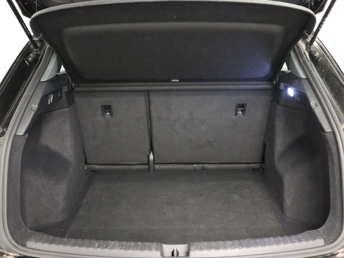 Fahrzeugabbildung Audi Q4 e-tron 40 |STH|CarPlay|SpurH|3xKlima|Navi|PDC