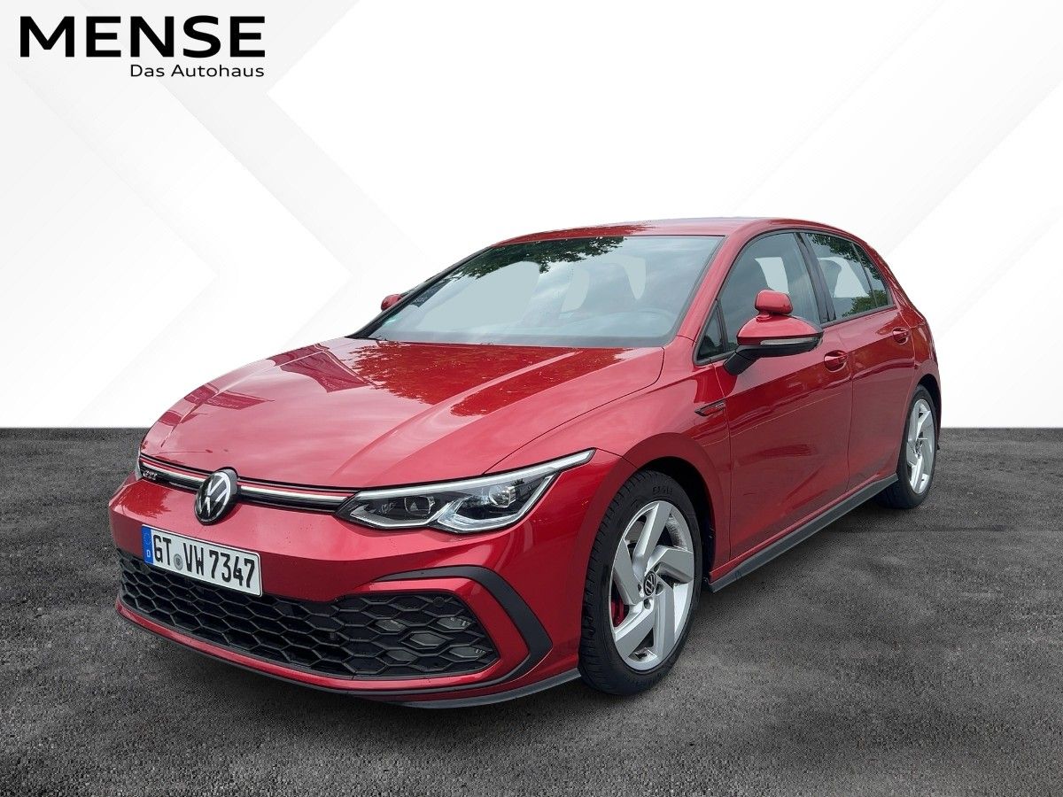 Fahrzeugabbildung Volkswagen Golf GTI Fahrschulwagen AHK Nav Kamera SideAssis