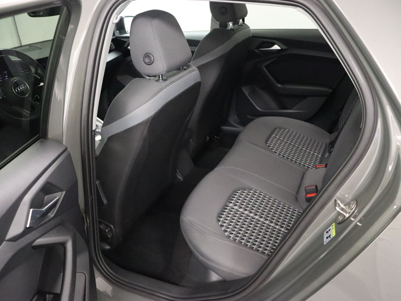 Fahrzeugabbildung Audi A1 Sportback 35 TFSI S tronic S line |FLA|SpurH