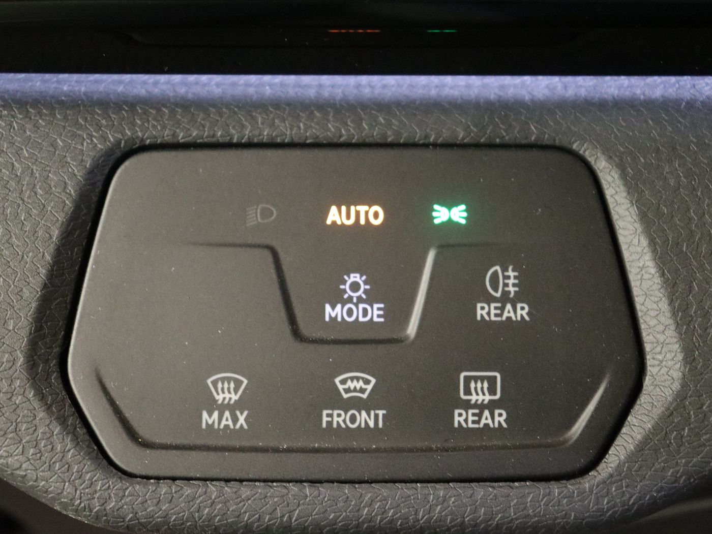 Fahrzeugabbildung Volkswagen ID.4 Pro Move |AHK|WPumpe|CarPlay|SpurH|el.Heck