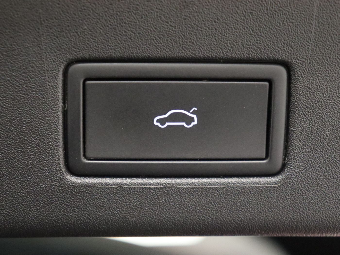 Fahrzeugabbildung Volkswagen ID.4 Pro Move |AHK|WPumpe|CarPlay|SpurH|el.Heck