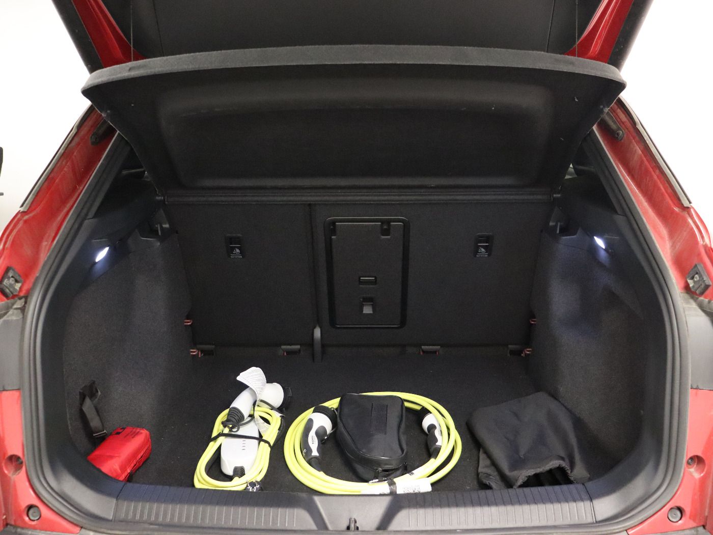 Fahrzeugabbildung Volkswagen ID.4 Pro Move |AHK|WPumpe|CarPlay|SpurH|el.Heck