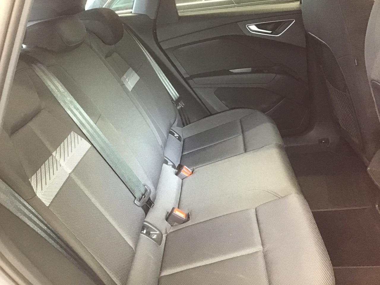 Fahrzeugabbildung Audi Q4 e-tron 35 |Matrix|ACC|STH|CarPlay|HUD|SpurH