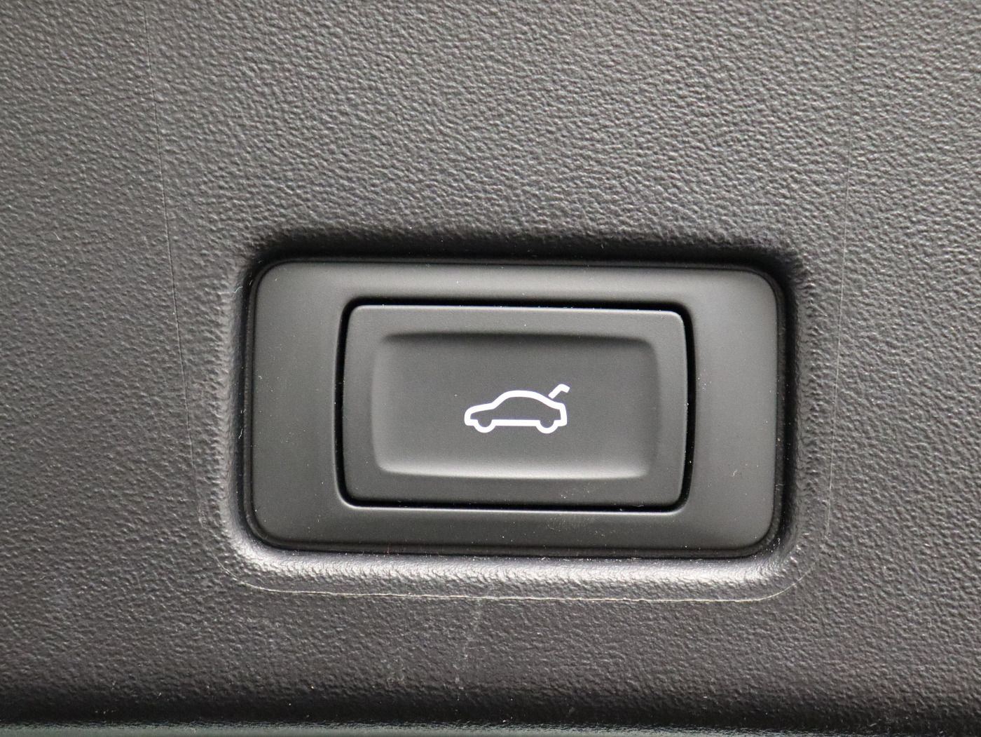 Fahrzeug autohaus mense Fahrzeugabbildung Audi Q4 Sportback e-tron 35 |VirtualCP|STH|SpurH|SHZG