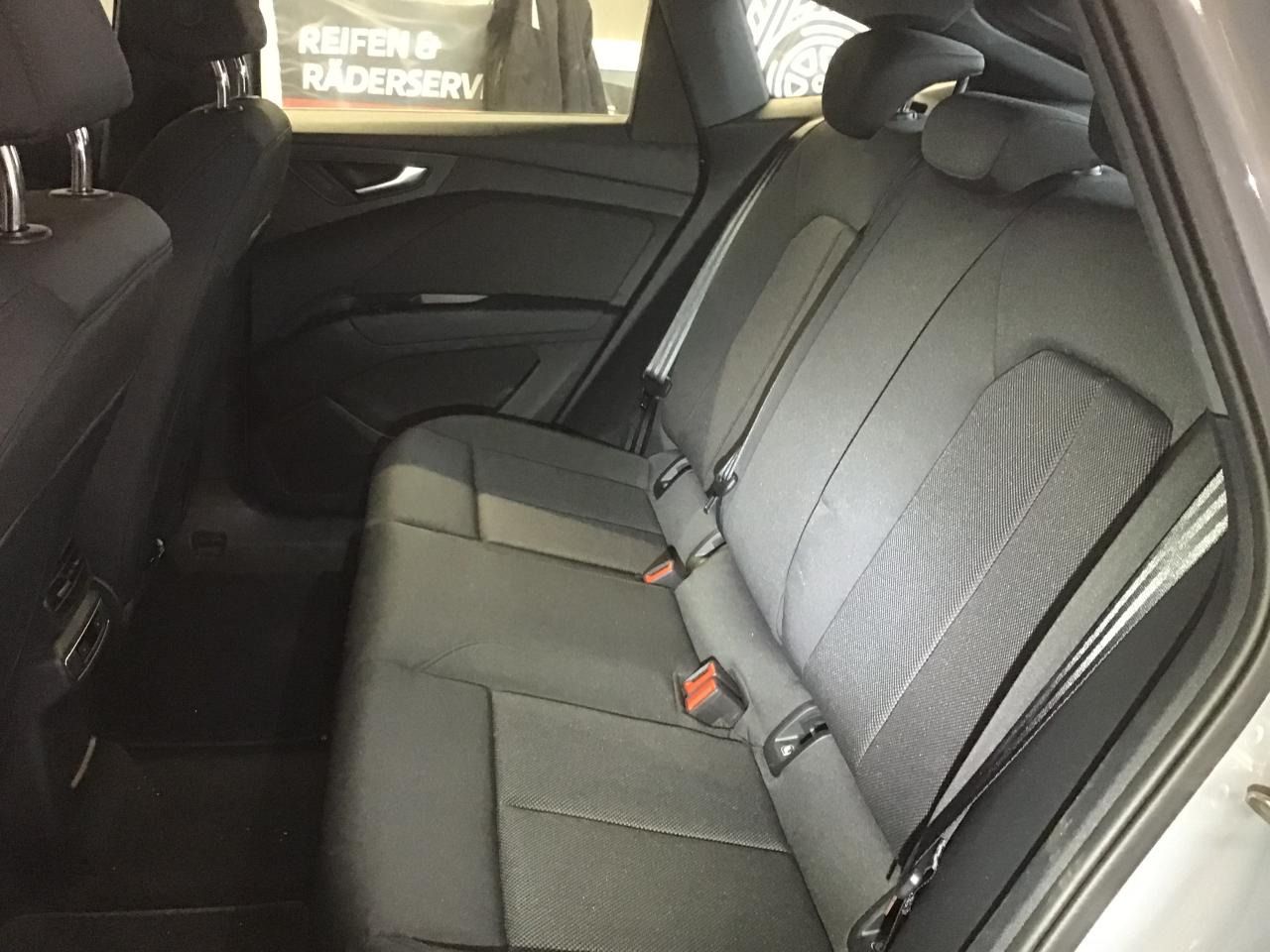 Fahrzeugabbildung Audi Q4 Sportback e-tron 35 |VirtualCP|STH|SpurH|SHZG